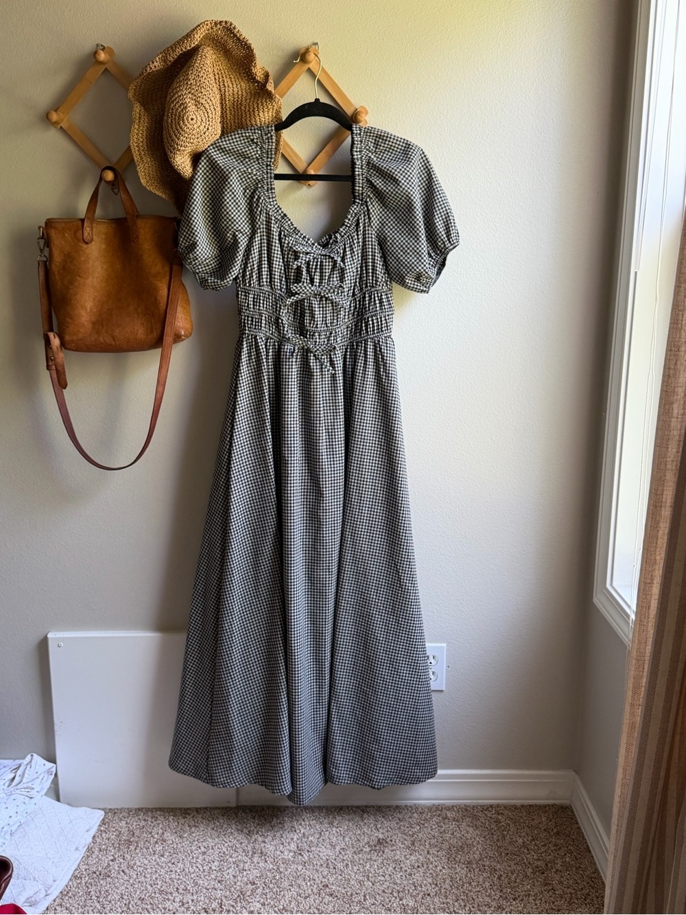 Carly Jean Los Angeles Black & cream Gingham Puff Sleeve maxi Dress